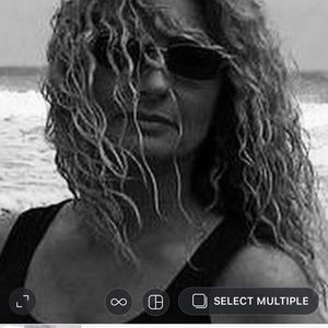 Meet your Posher, Paola